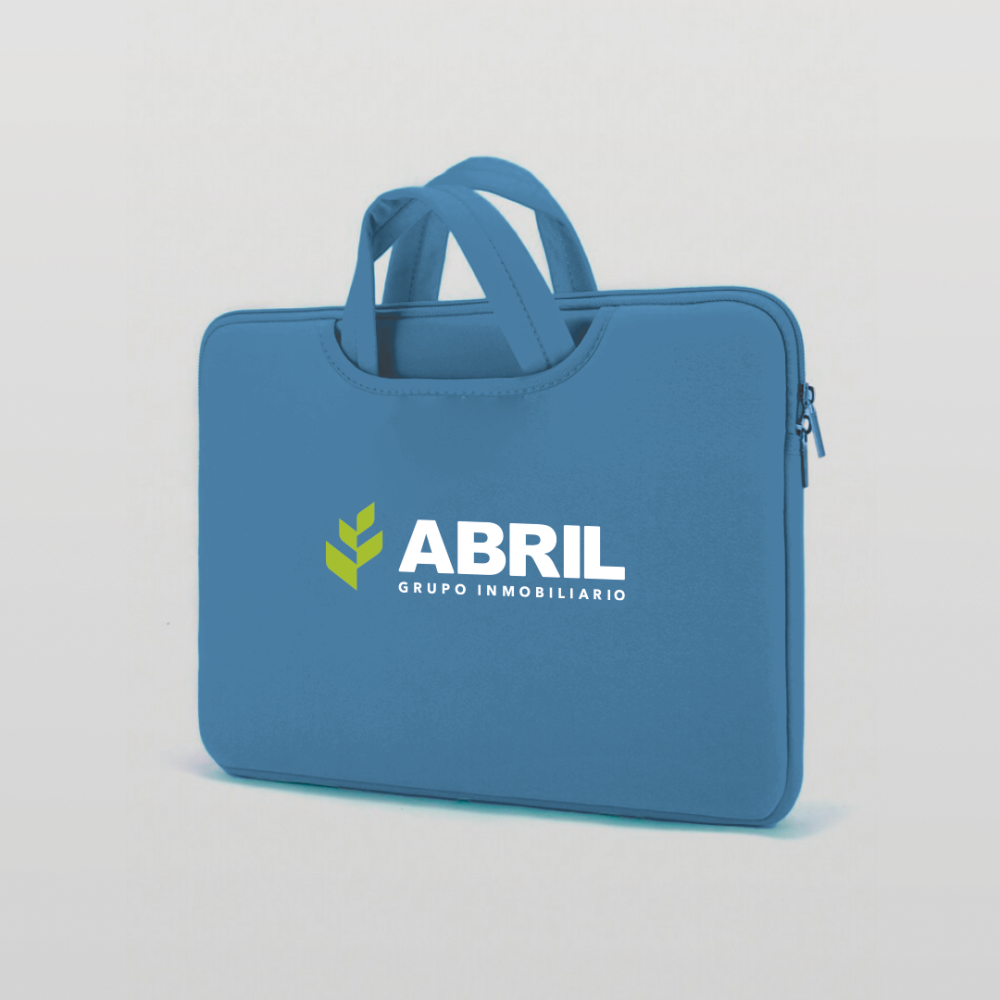 Porta laptop para Abril Grupo inmobiliario
